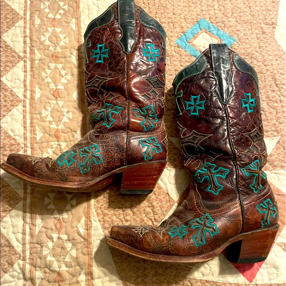 Like new ladies corral boots
